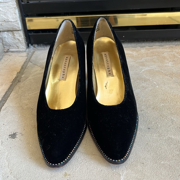Black velvet Apastrophe pumps with chuncky heels sz 8.5 - Picture 3 of 7